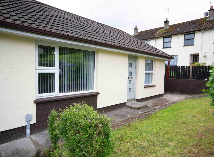 5 Cairn Park, Gortin, BT79 8NB