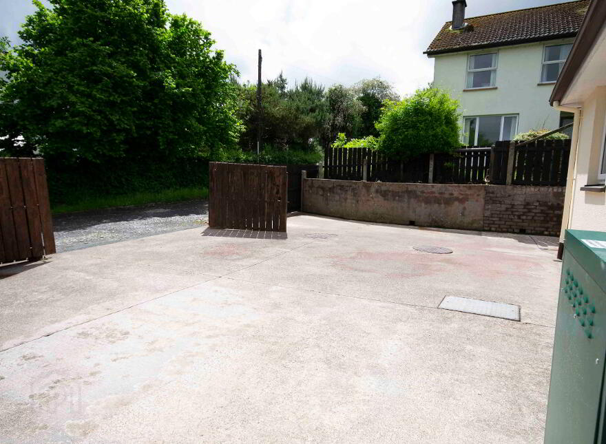 5 Cairn Park, Gortin, BT79 8NB