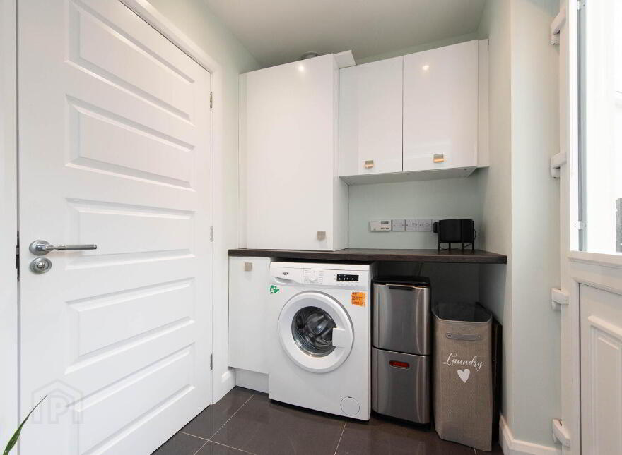 45 Loughshore Courtyard, Newtownabbey, BT37 0ZS