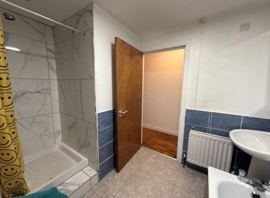 (Lot 25) 4-6 Lower Windsor Avenue, Belfast, BT9 7DW