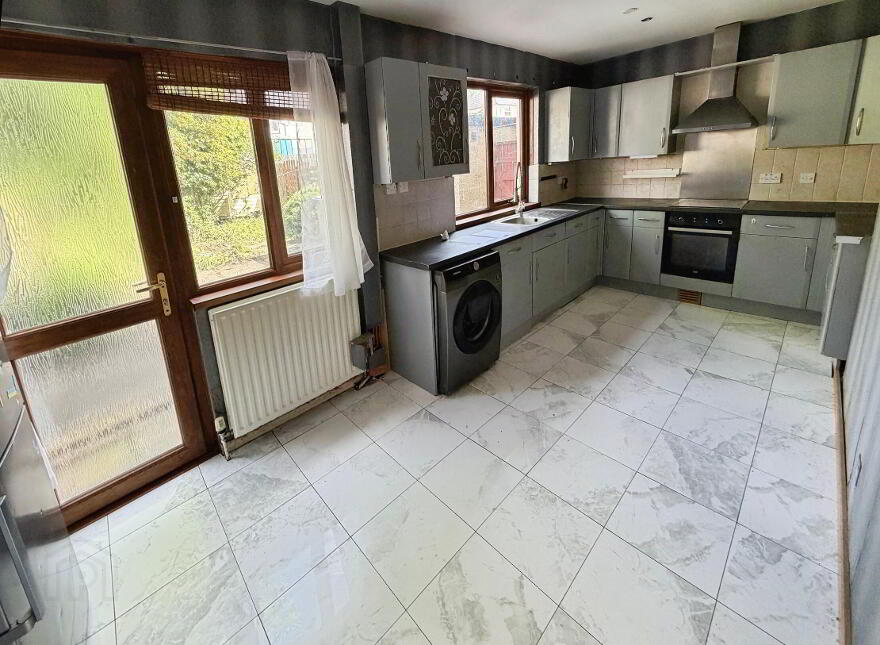 67 Larch Grove, Dunmurry, Belfast, BT17 9QG