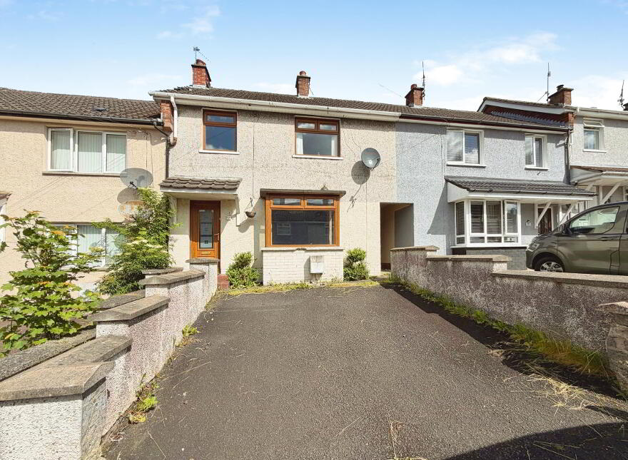 67 Larch Grove, Dunmurry, Belfast, BT17 9QG