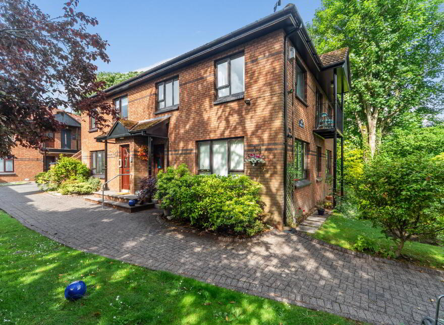 2 Pembridge Mews, Belfast, BT5 6HA