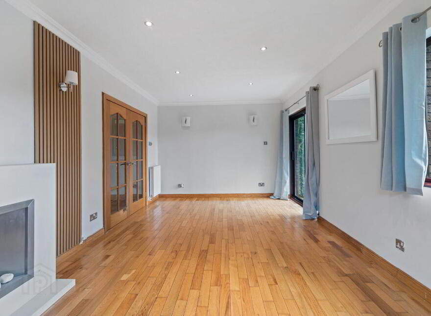 2 Pembridge Mews, Belfast, BT5 6HA