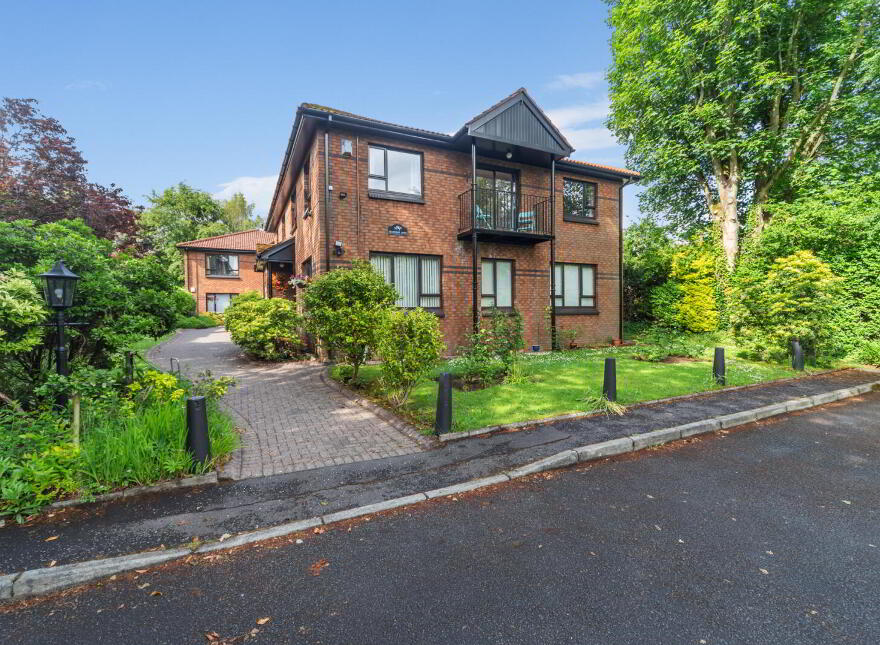 2 Pembridge Mews, Belfast, BT5 6HA