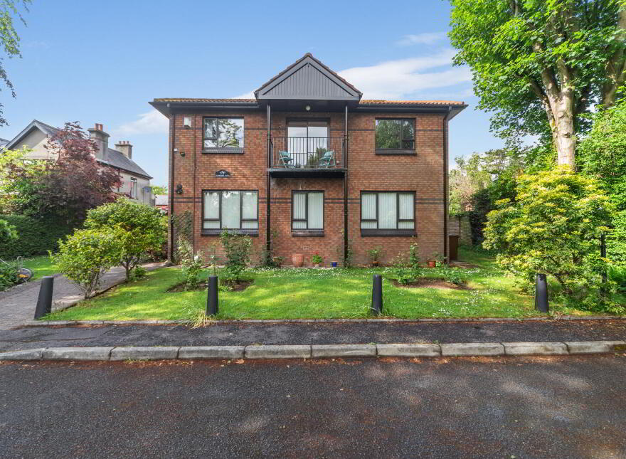 2 Pembridge Mews, Belfast, BT5 6HA