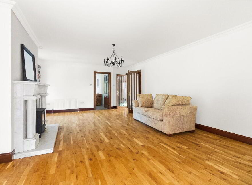 5 Woodlea, Oatencake, Midleton, P25EK84