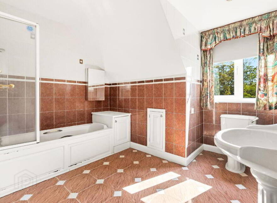 5 Woodlea, Oatencake, Midleton, P25EK84