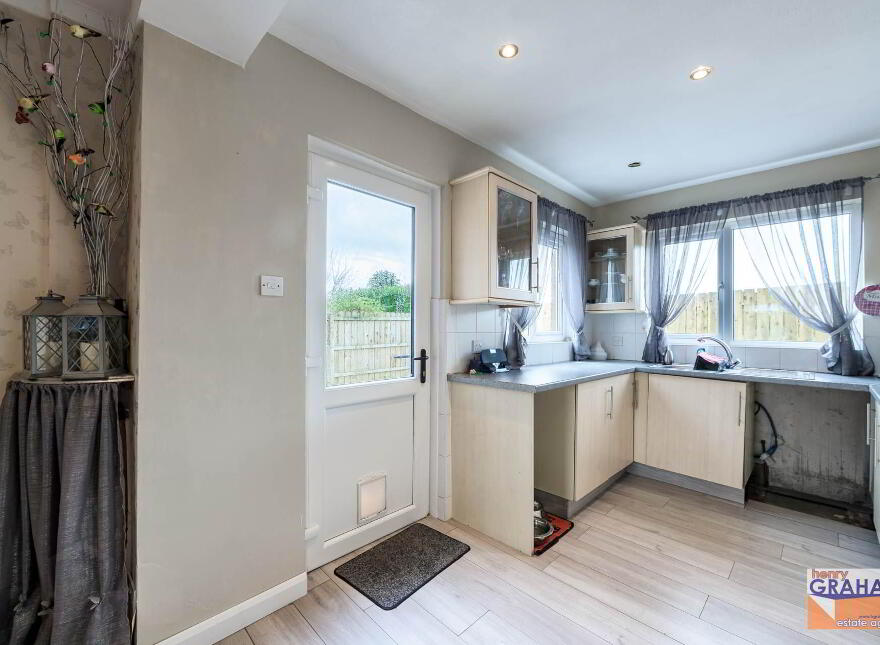 70 Nettlehill Road, Lisburn, BT28 3HE