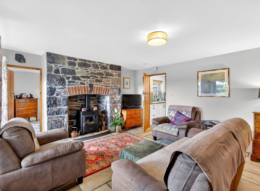 Nead An Dreoilín, Rathgranagher, Hollymount, F12R129
