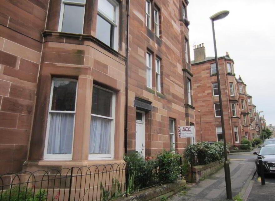 65 Montpelier Park, Bruntsfield, Edinburgh, EH10 4ND