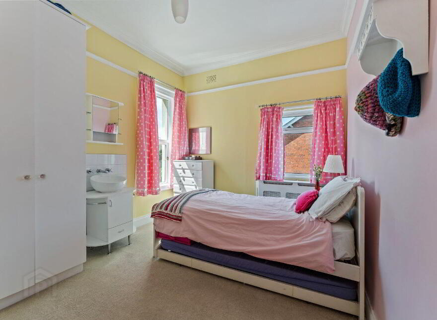 19 Dunmurry Lane, Dunmurry, Belfast, BT17 9RP