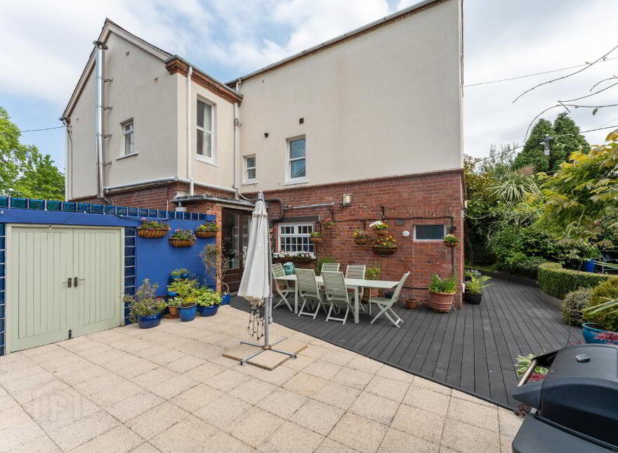19 Dunmurry Lane, Dunmurry, Belfast, BT17 9RP