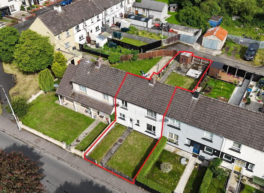 5 Alexander Park, Castlederg, BT81 7BS