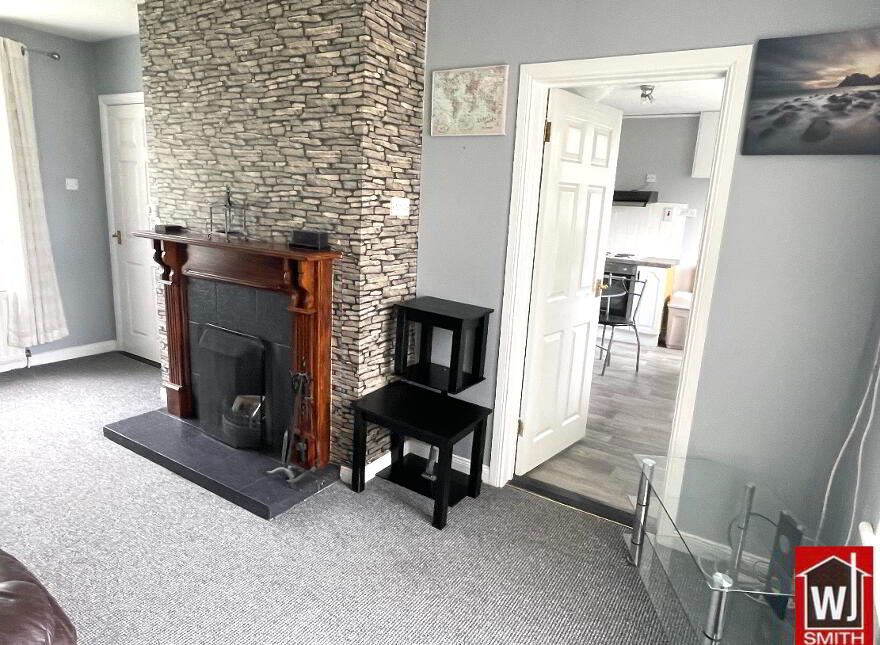 5 Alexander Park, Castlederg, BT81 7BS