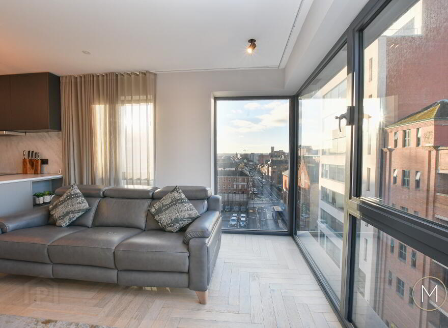 16 FX, 14 Montgomery Street, Belfast, BT1 4NX