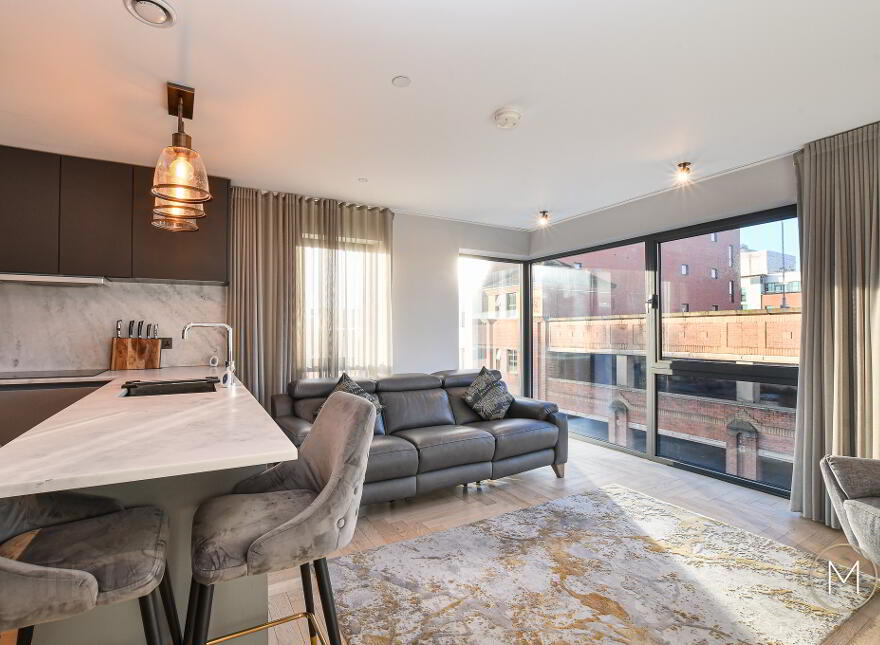 16 FX, 14 Montgomery Street, Belfast, BT1 4NX
