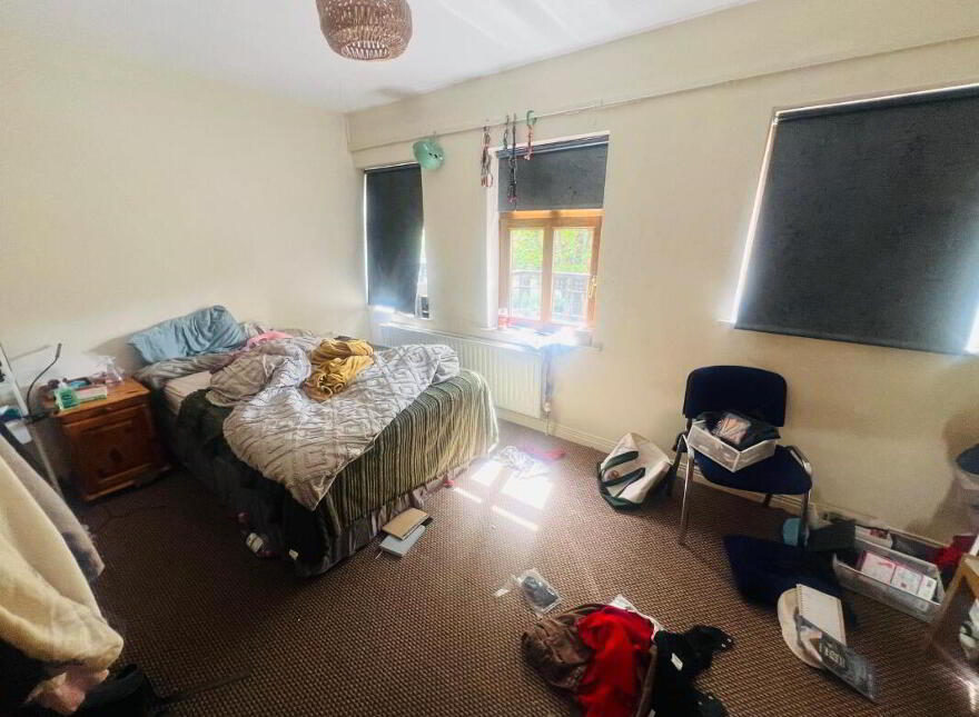 27 The Cloisters, Belfast, BT7 1GD