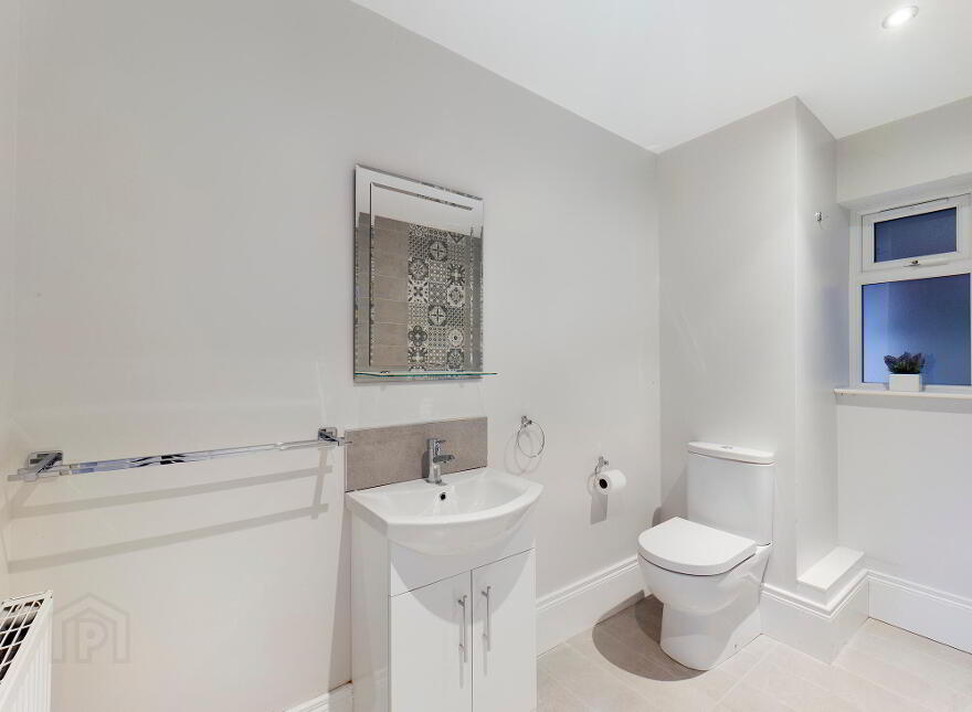 Ravenhill Terrace, 258 Ravenhill Road, Belfast, BT6 8GJ