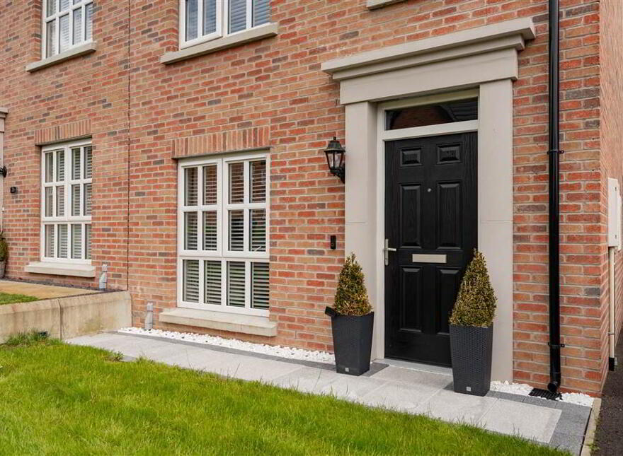 24 Ballyveigh Crescent, Antrim, BT41 2FL