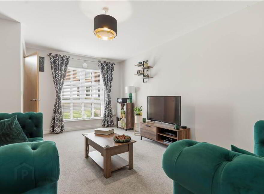 24 Ballyveigh Crescent, Antrim, BT41 2FL