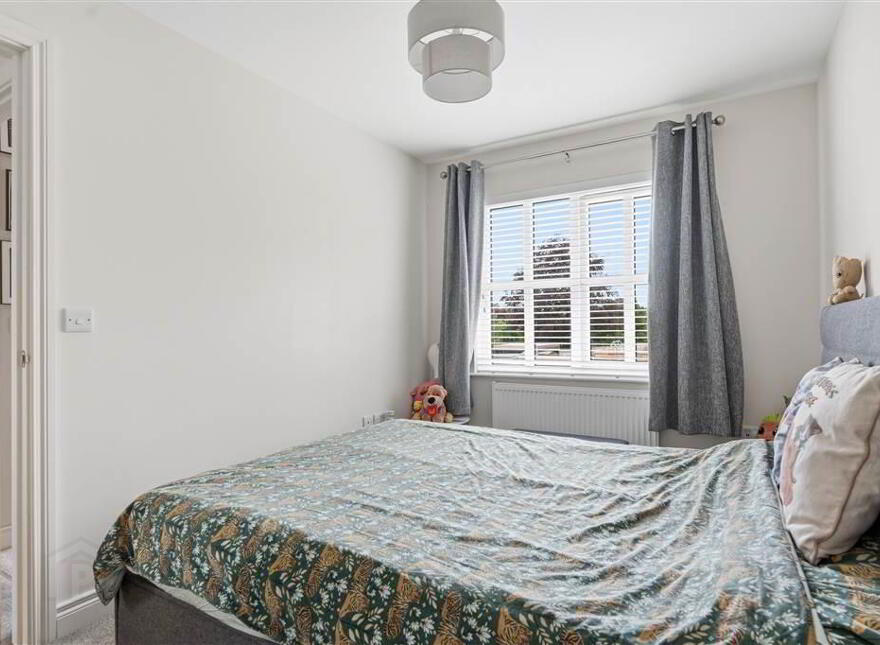 24 Ballyveigh Crescent, Antrim, BT41 2FL