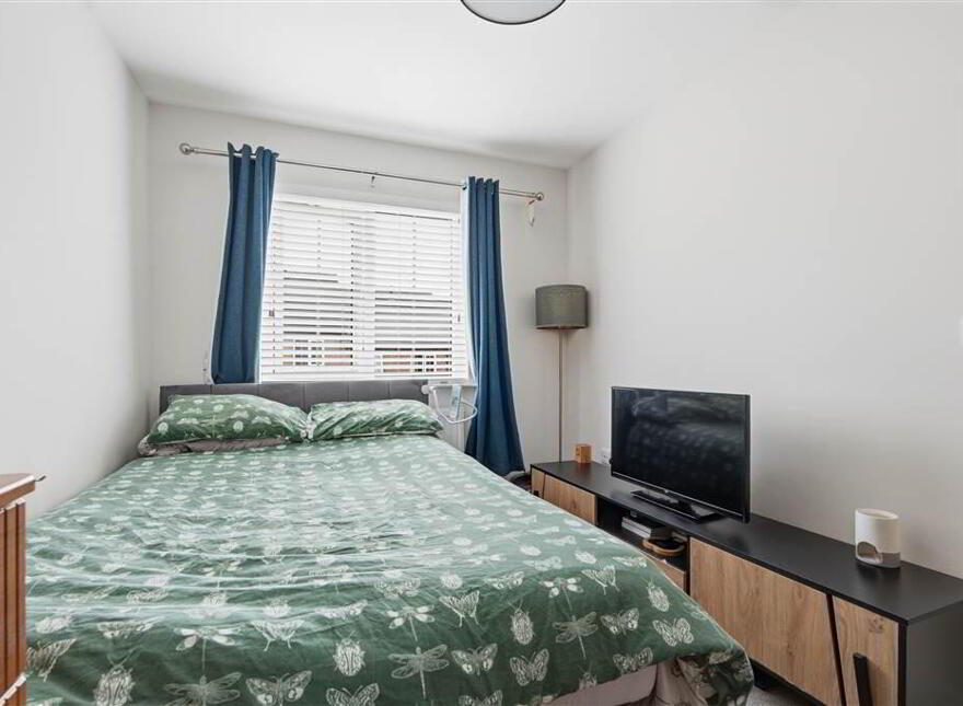 24 Ballyveigh Crescent, Antrim, BT41 2FL