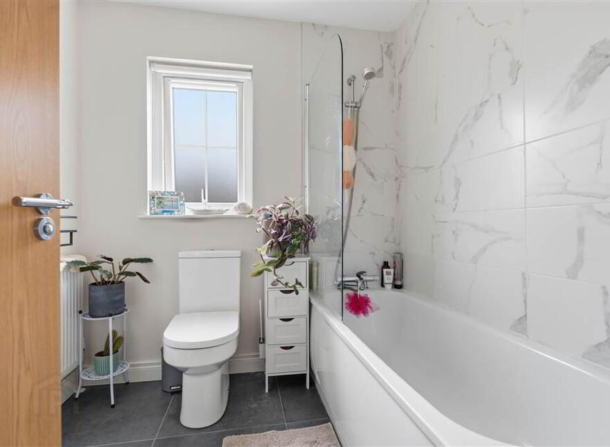 24 Ballyveigh Crescent, Antrim, BT41 2FL
