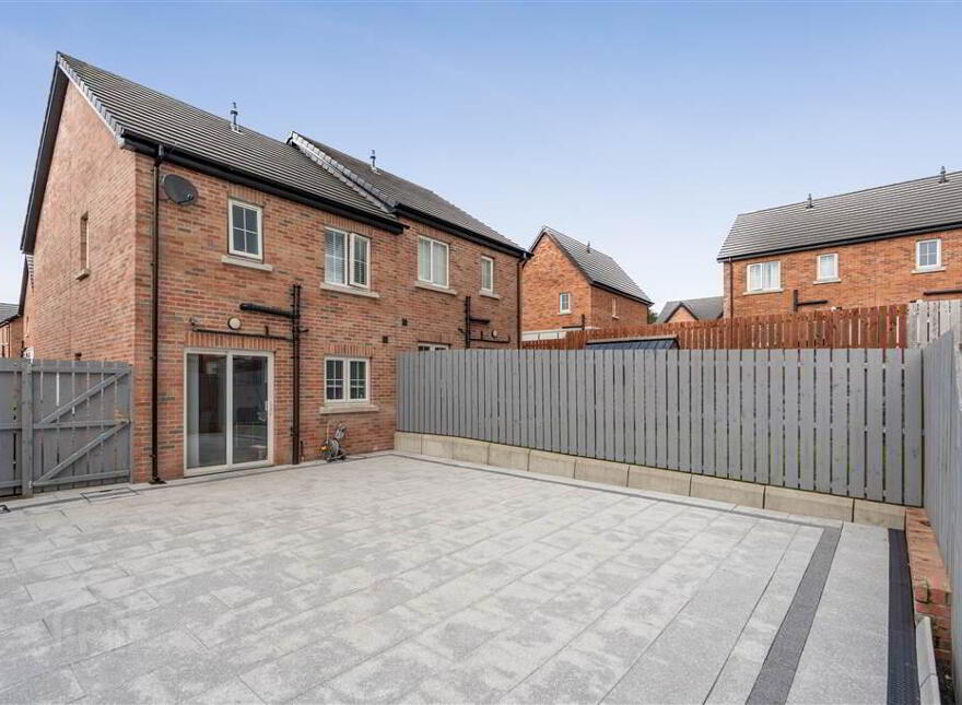 24 Ballyveigh Crescent, Antrim, BT41 2FL