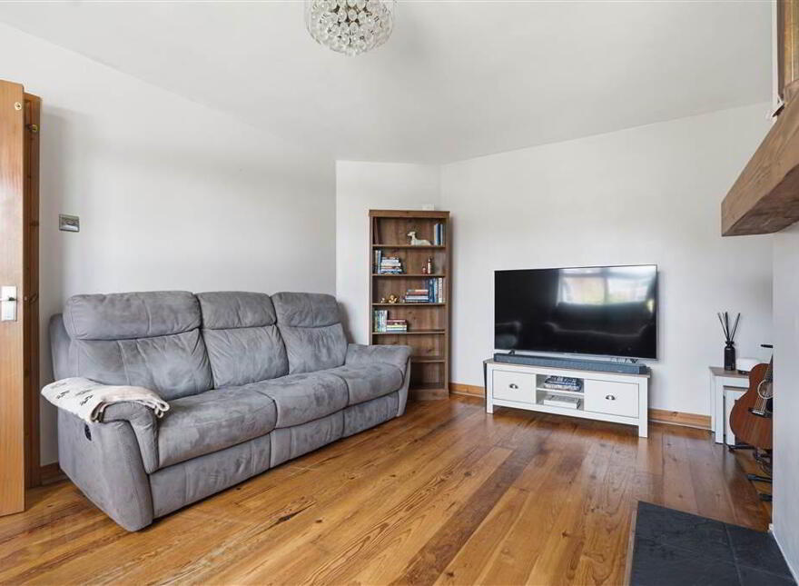 12 Ferndale Parade, Glengormley, Newtownabbey, BT36 5AJ