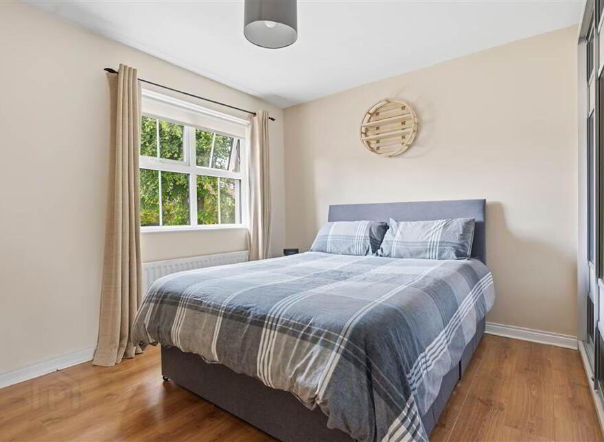 12 Ferndale Parade, Glengormley, Newtownabbey, BT36 5AJ