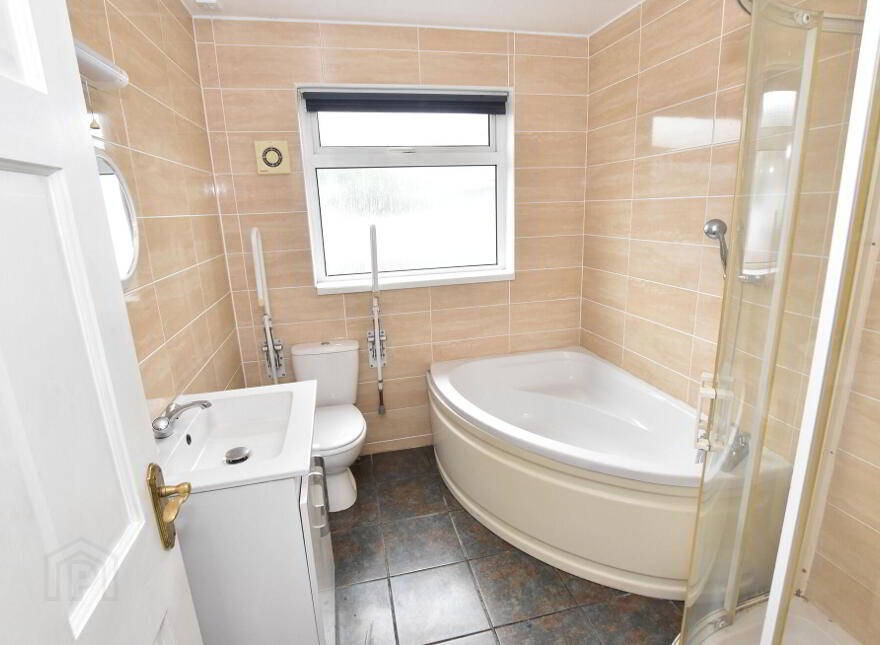 8 Beechwood Park, Moira, BT67 0LL