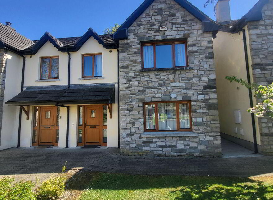 13 Earl Court, Lough Rinn, Gortletteragh, N41NW22