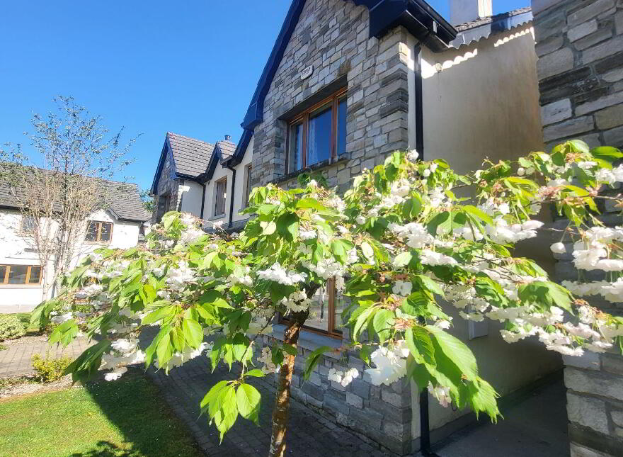 13 Earl Court, Lough Rinn, Gortletteragh, N41NW22