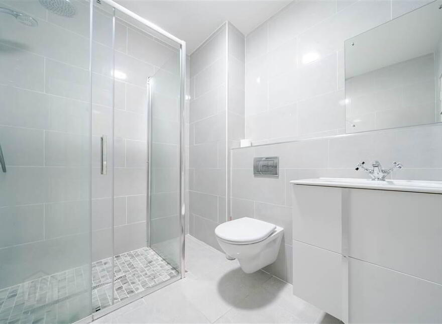 10 Distillery Court, Westport, F28FX38