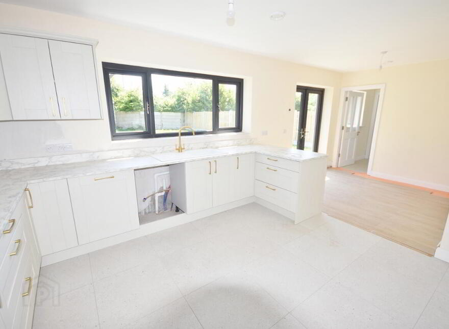 14 Hawthorn Drive, Ballygologue Road, Listowel, V31TX21