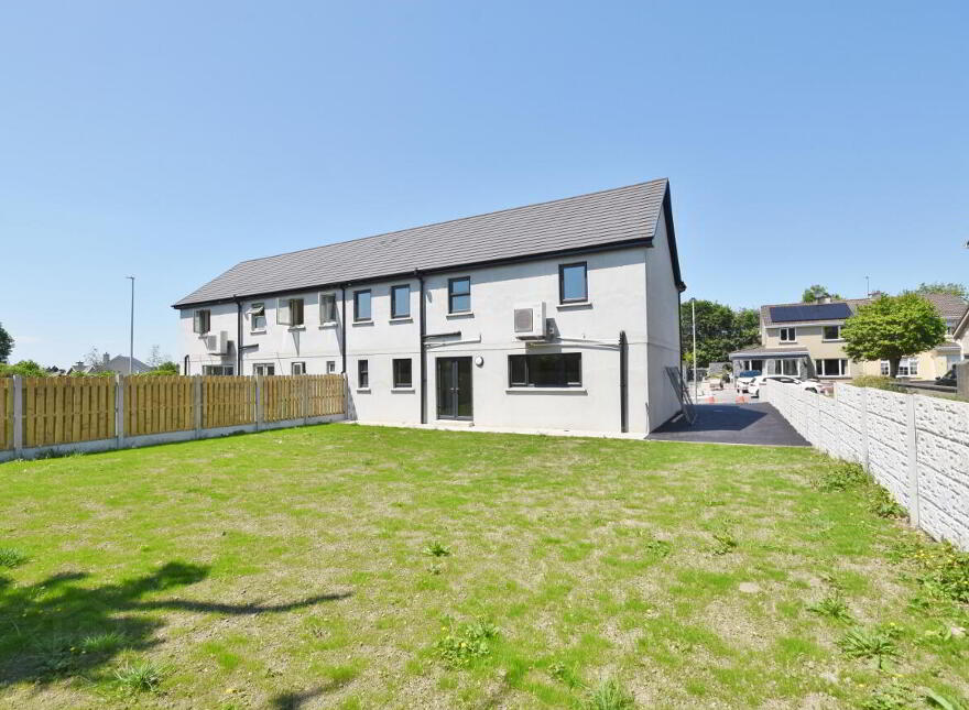 14 Hawthorn Drive, Ballygologue Road, Listowel, V31TX21