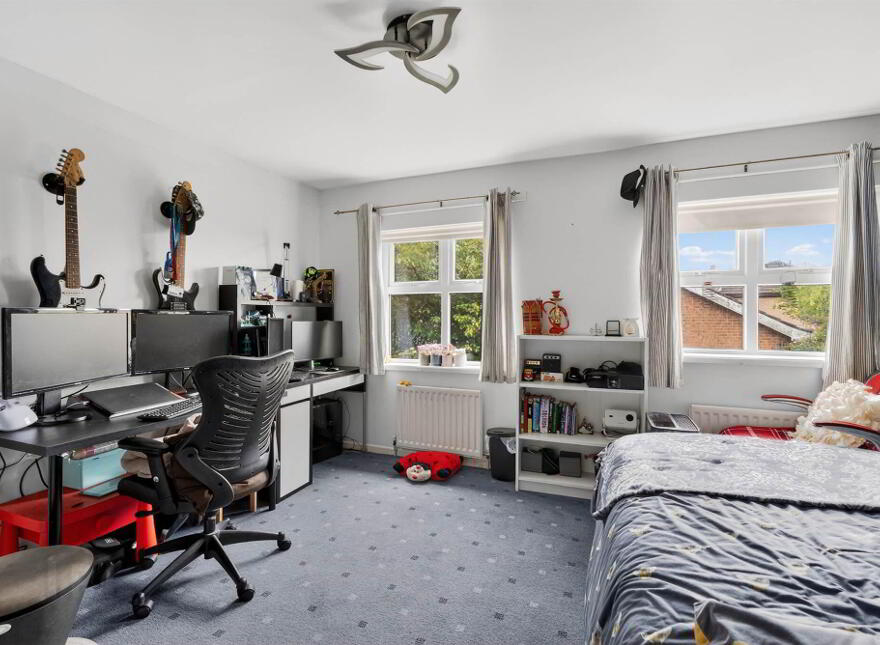 15 Briar Hill, Four Winds, Belfast, BT8 6XW
