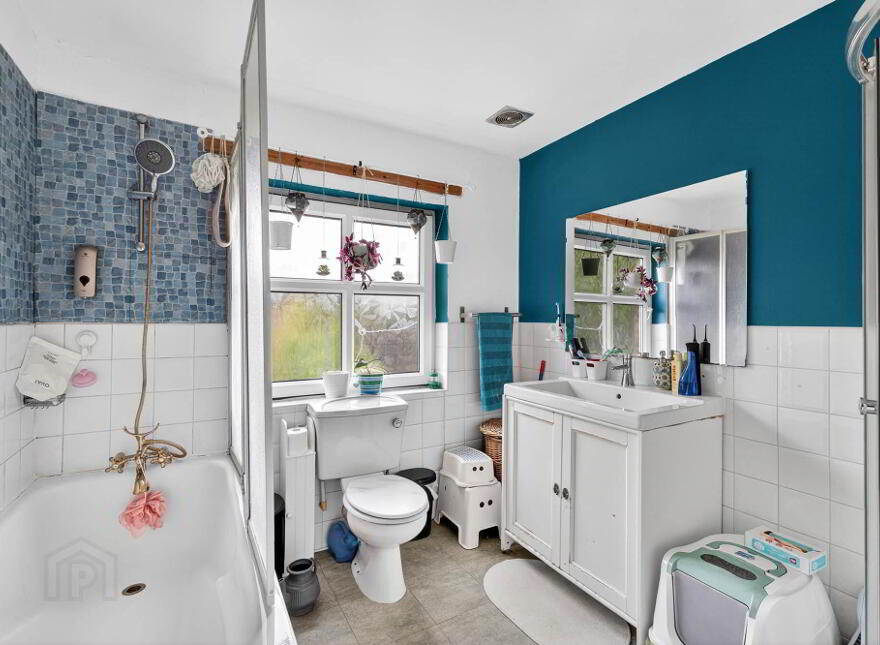 15 Briar Hill, Four Winds, Belfast, BT8 6XW