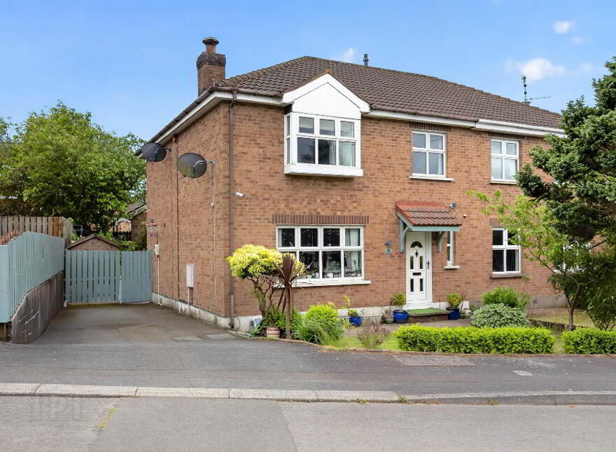 15 Briar Hill, Four Winds, Belfast, BT8 6XW