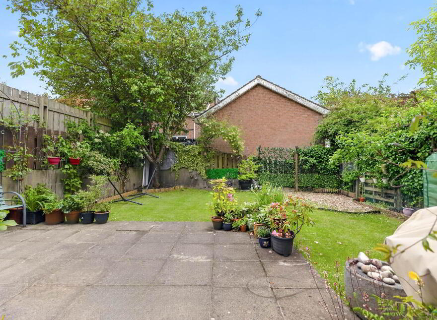 15 Briar Hill, Four Winds, Belfast, BT8 6XW