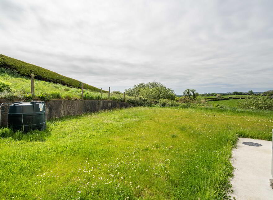10 Greenhills, Manorcunningham, F92DY20