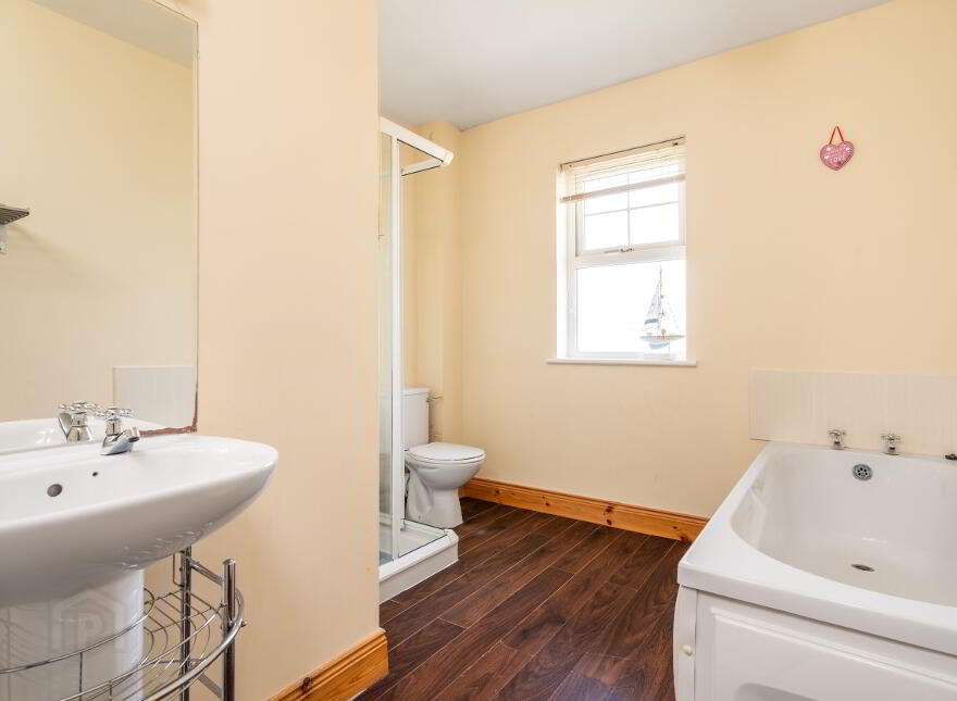 10 Greenhills, Manorcunningham, F92DY20