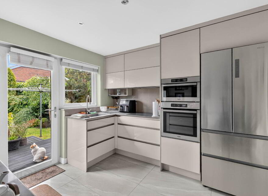68 The Brambles, Lisburn, BT28 2XY