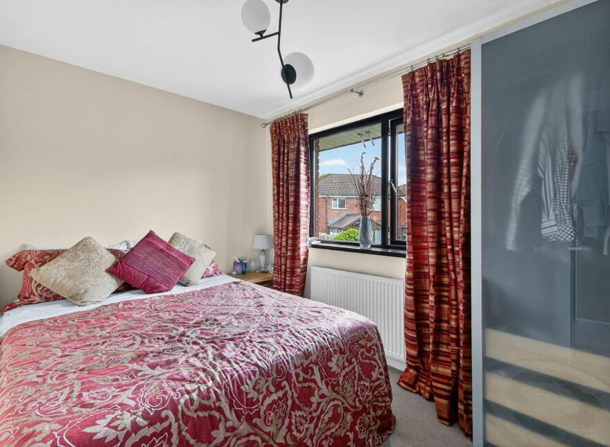 68 The Brambles, Lisburn, BT28 2XY