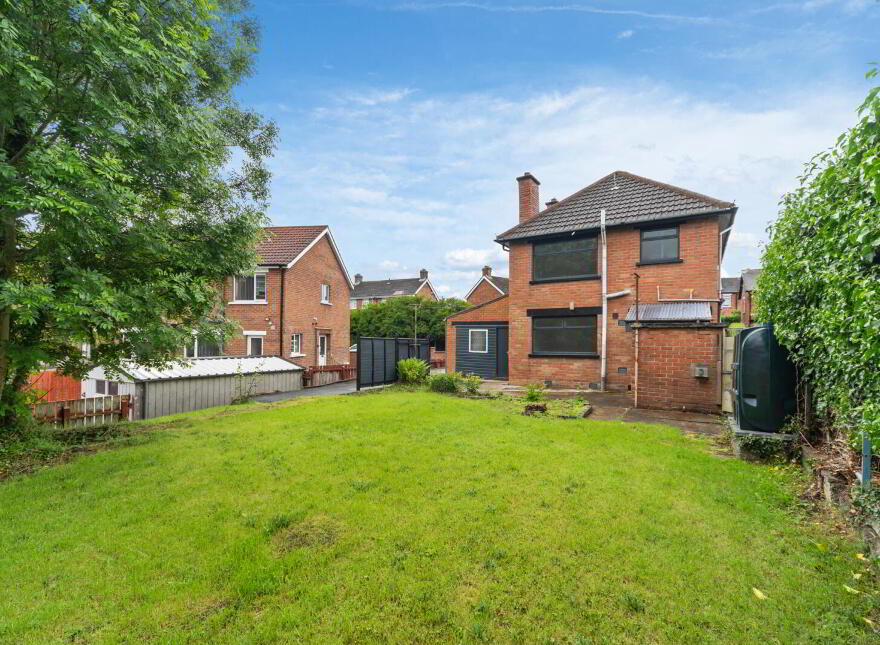 26 Pasadena Gardens, Belfast, BT5 6HU