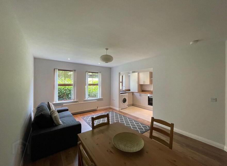 3b Ballyregan Road, Dundonald, Belfast, BT16 1HY