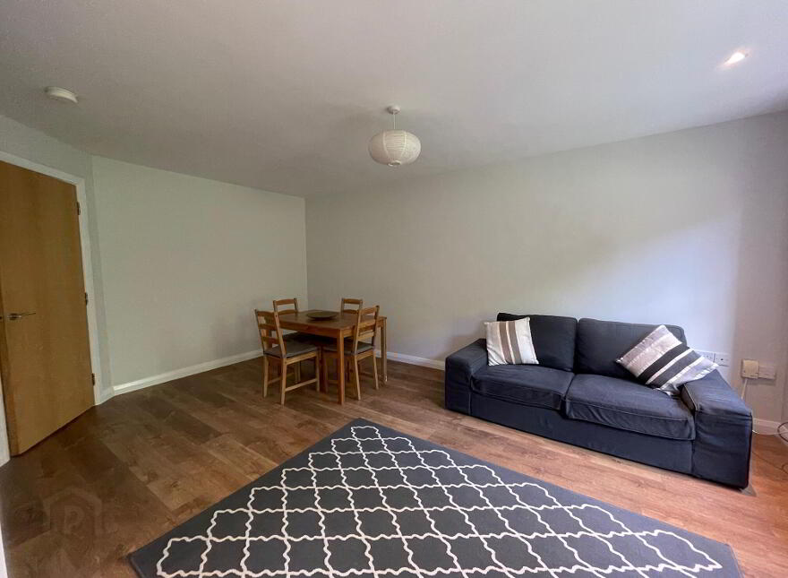 3b Ballyregan Road, Dundonald, Belfast, BT16 1HY