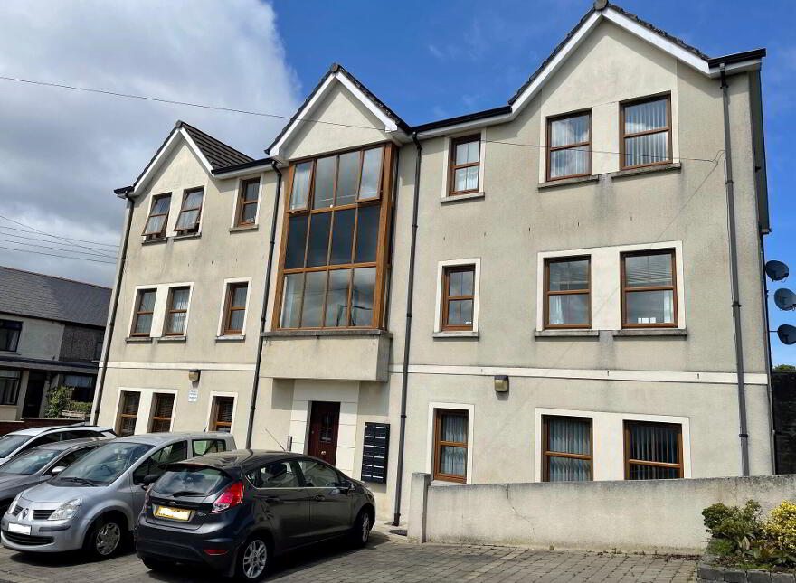 3b Ballyregan Road, Dundonald, Belfast, BT16 1HY