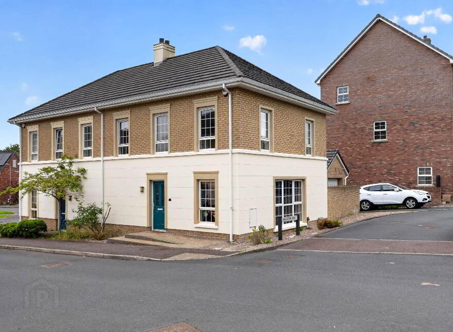 1 Holstein Hall, Lisburn, BT28 2RQ